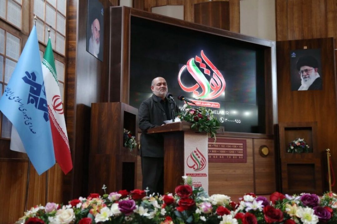 رادیو انقلاب راه اندازی شد