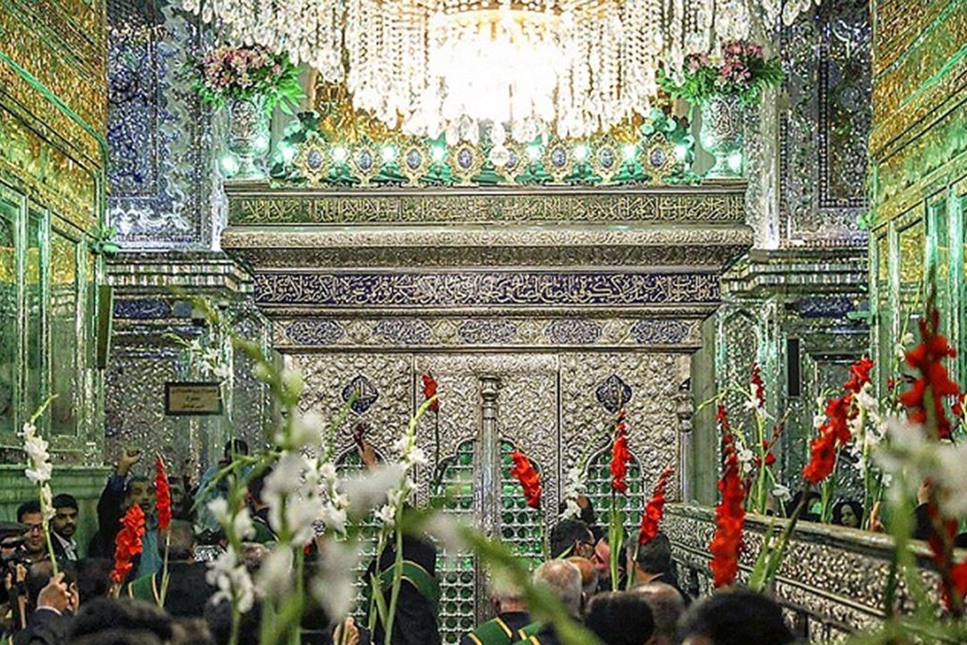 مراسم دهه مبارك فجر در آستان های مبارك امام رضا(ع)،حضرت معصومه(س)و حضرت شاهچراغ(ع)