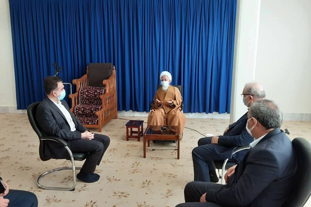 دیدار وزیر بهداشت با آیت الله مكارم شیرازی