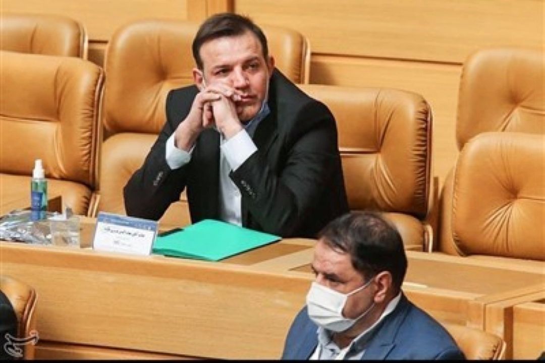 شهاب‌الدین عزیزی خادم رییس فدراسیون فوتبال شد