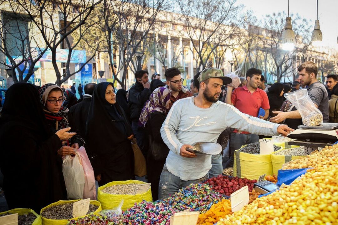 بازار شب عید، گرانی و كنترل بازار 