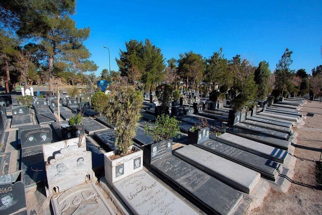 بسته بودن آرامستان های مشهد در ایام چراغ برات