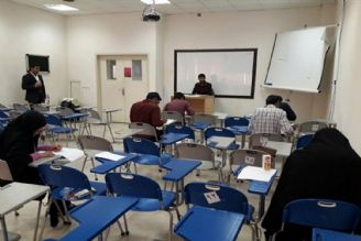 بررسی چالش‌های آموزش عالی با صندلی‌های خالی دانشگاه ها