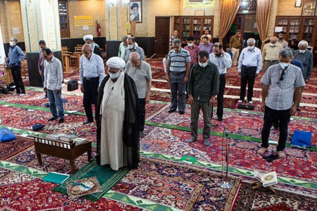 نماز جماعت مساجد در ماه رمضان دایر است