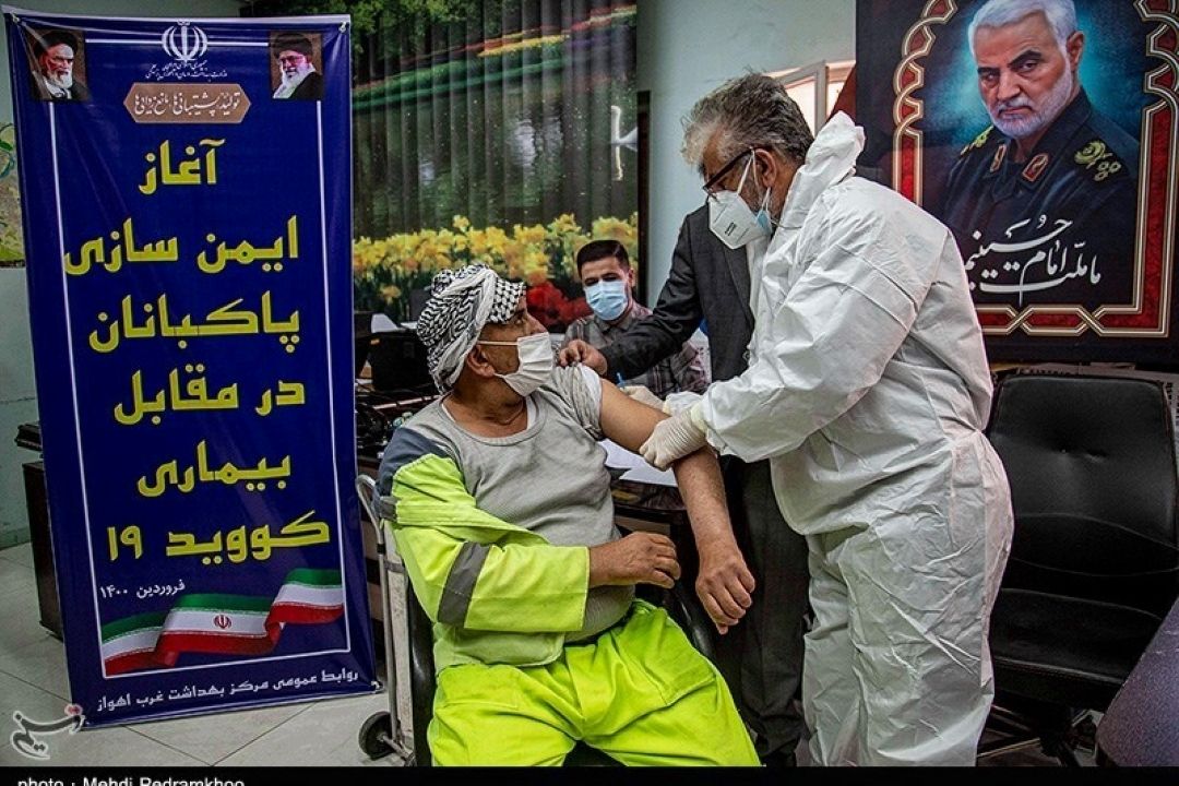 درخواست وزیر بهداشت برای عزل و معرفی مدیران متخلف آبادانی درپی سوءاستفاده از سهمیه واكسن پاكبانان