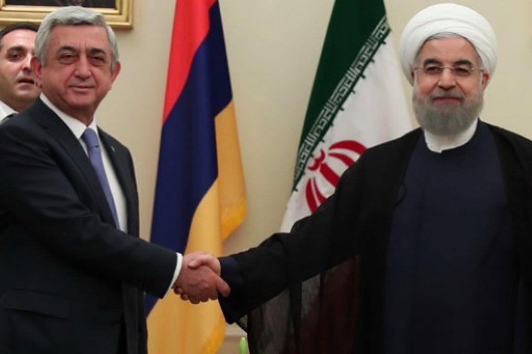ایران، مركز ثقل توسعه روابط و مسائل منطقه و جهان