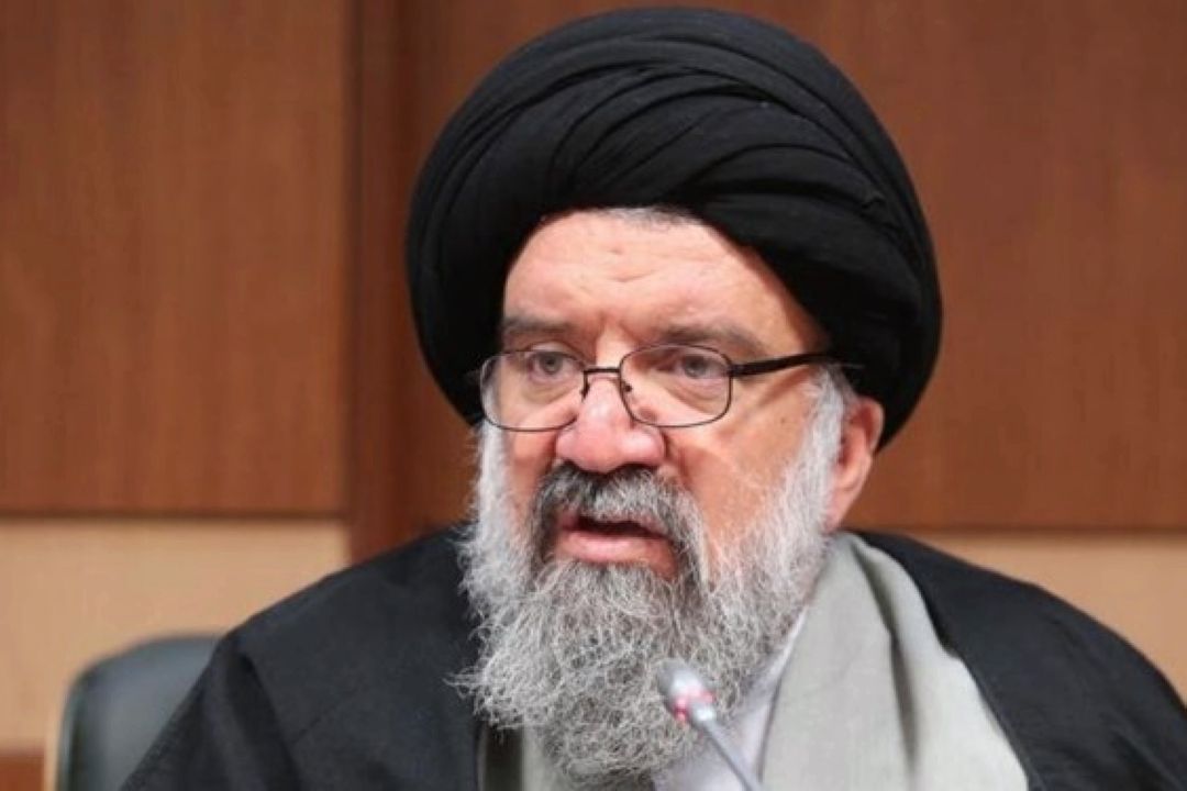 آیت‌الله خاتمی: گرانی های لجام ‌گسیخته خروجی مذاكرات است/خط نظام لغو همه تحریم هاست نه تعلیق