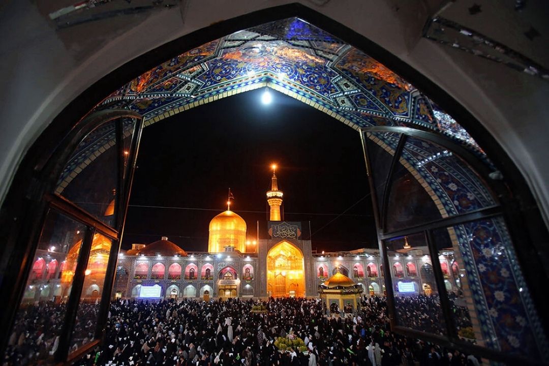 احیـای نخستین شب از شب‎ های پر فضیلت قـدر در حرم رضوی