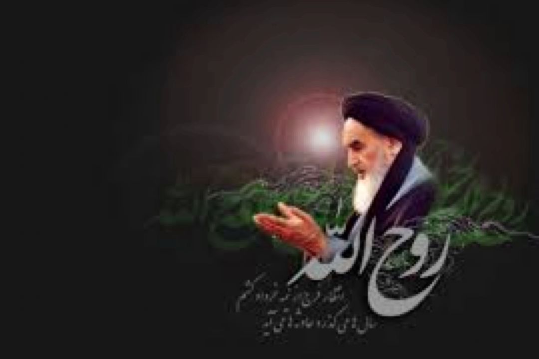 همیشه با امام