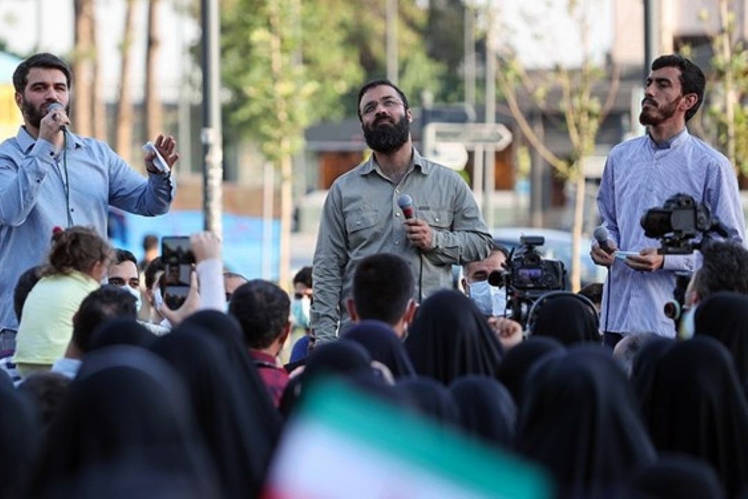 مداحان برای گرم‌كردن تنور انتخابات به میدان آمدند 