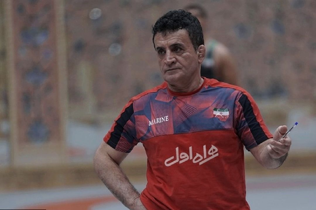 محمد بنا 15 فرنگی كار را به خط كرد