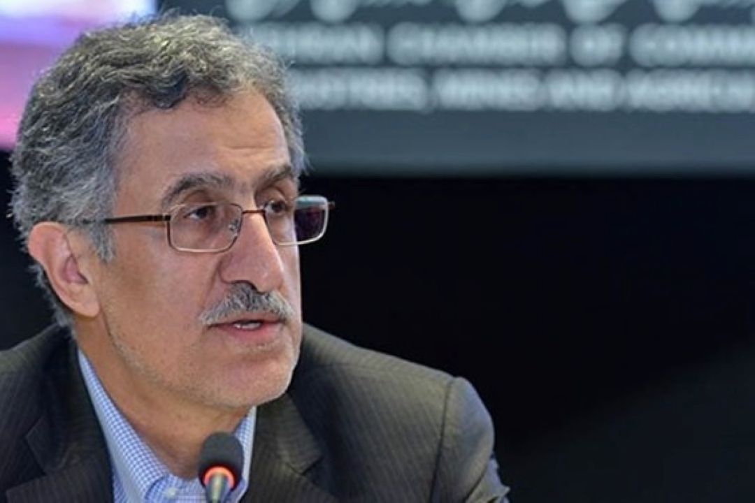 ایران در سال گذشته از نظر افت ارزش پول در رتبه اول جهان قرار گرفت/ نگرانی بخش خصوصی از كسری بودجه 1400