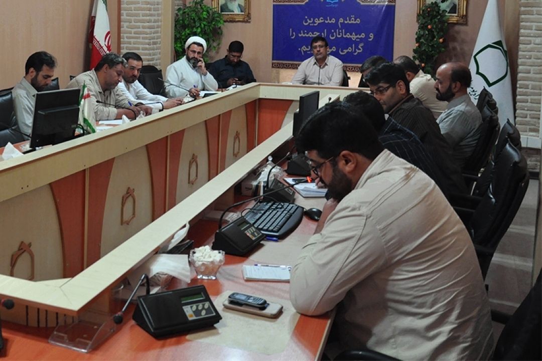  بررسی و تحلیل برنامه های دهه كرامت  در رادیو معارف  