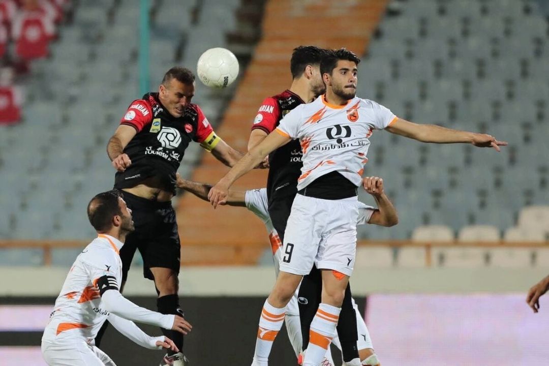 گزارش زنده دیدار پرسپولیس و مس رفسنجان 
