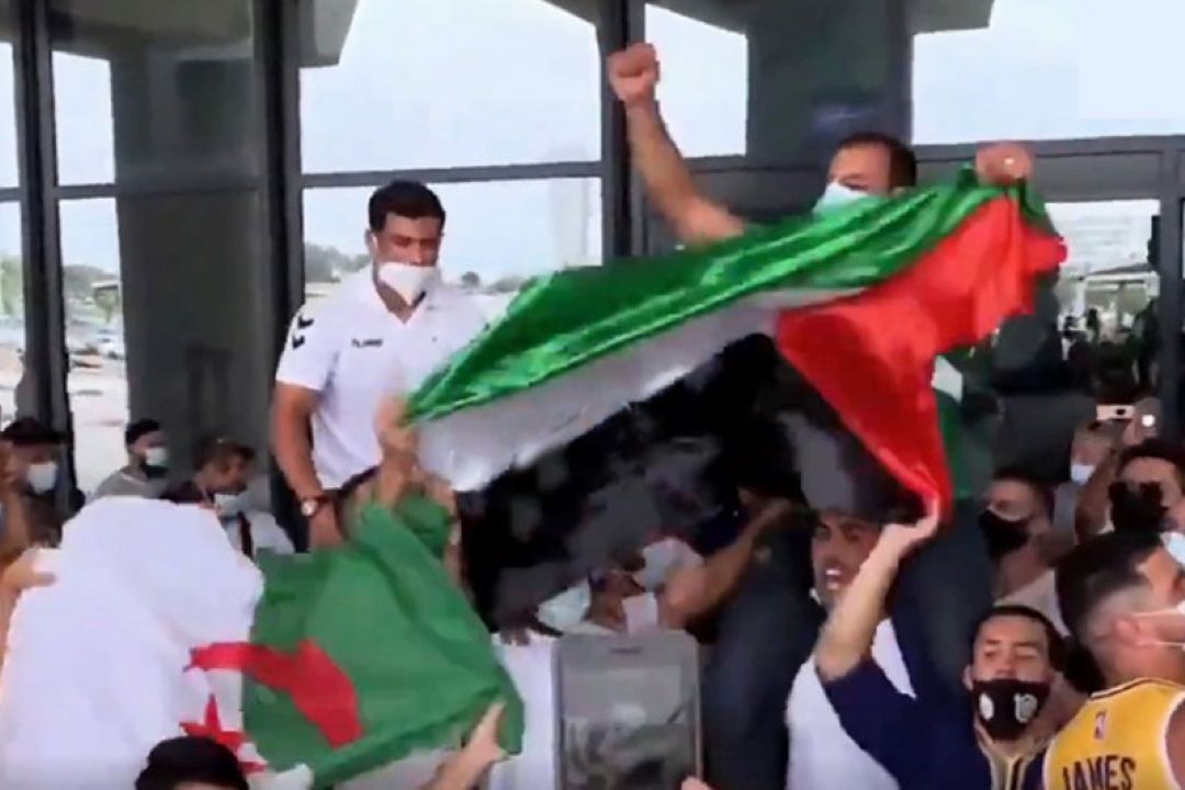 استقبال مردمی از ورزشكار جوانمرد الجزایری