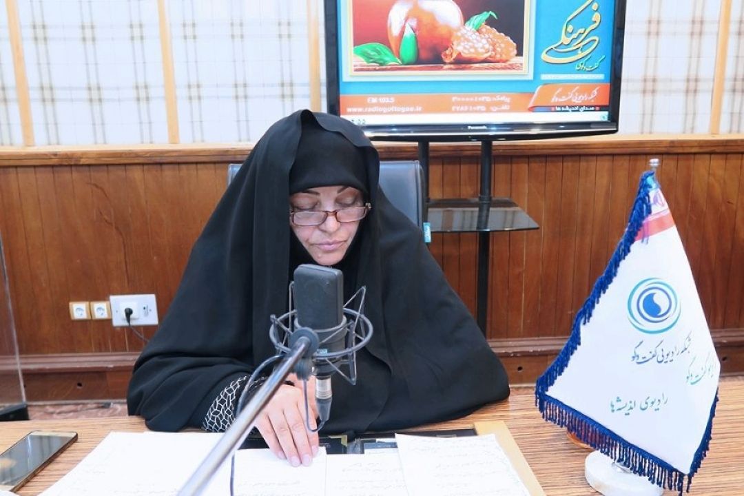 حضور پررنگ زنان در ظهور و تداوم انقلاب اسلامی 