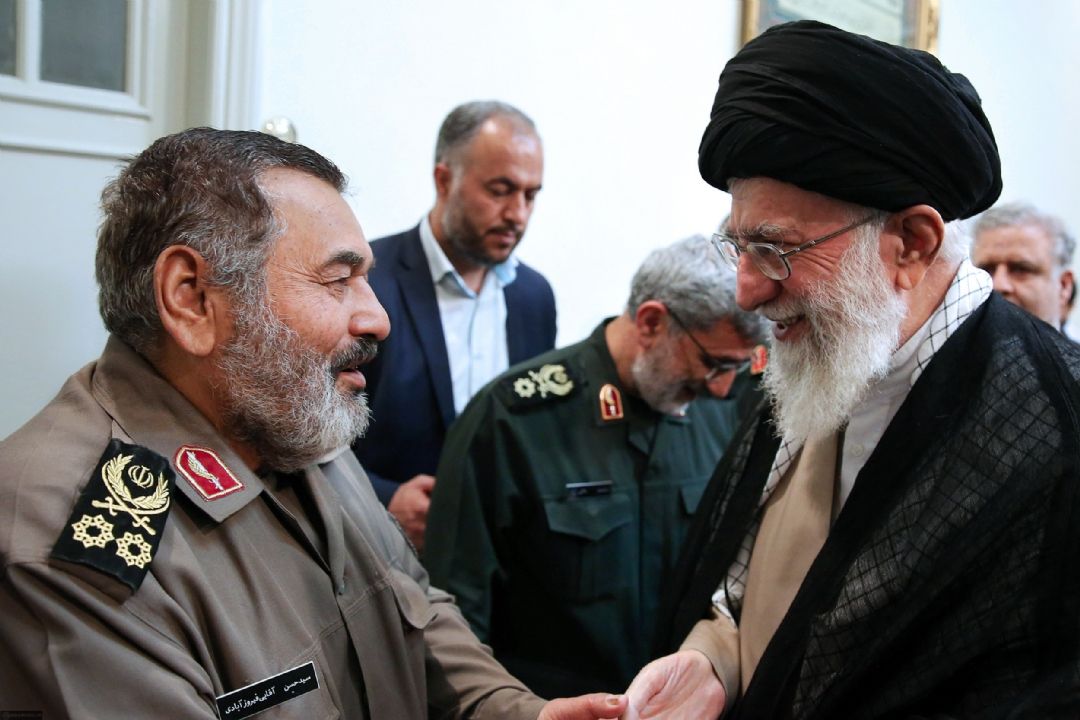 تسلیت رهبر انقلاب در پی درگذشت سرلشكر «فیروزآبادی»