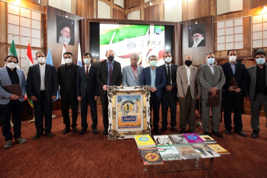 رادیو فرهنگ خواهرخوانده رادیوی تاجیك می‌شود