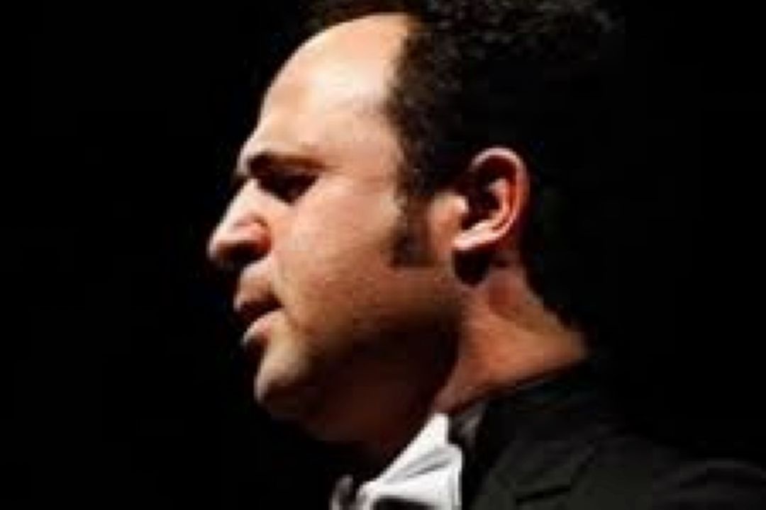 گفتگوی برنامه  صباهنگ با 