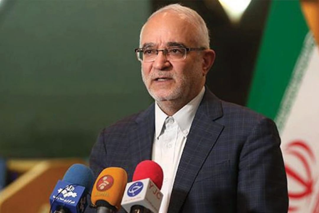 لزوم كنترل نقدینگی و تورم، بجای افزایش حقوق ها