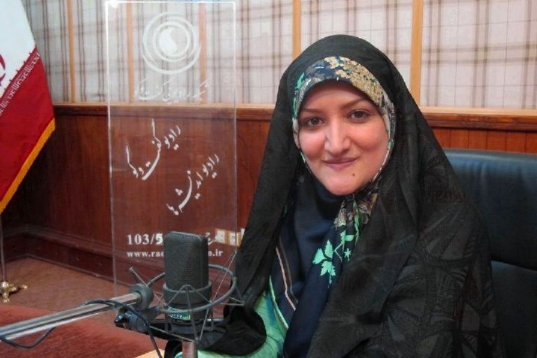 رسانه نوین با 