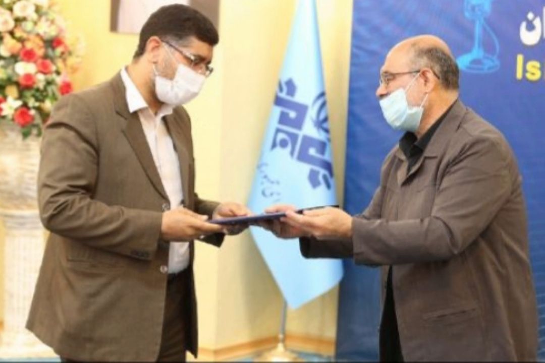 رادیو وحدت با مدیریت دكتر مسعود كاویانی آغاز بكار می كند 