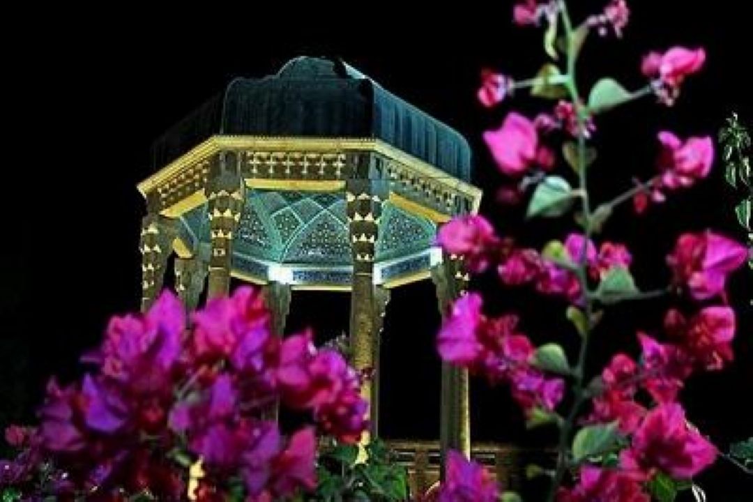 بزرگداشت حافظ در رادیو نمایش