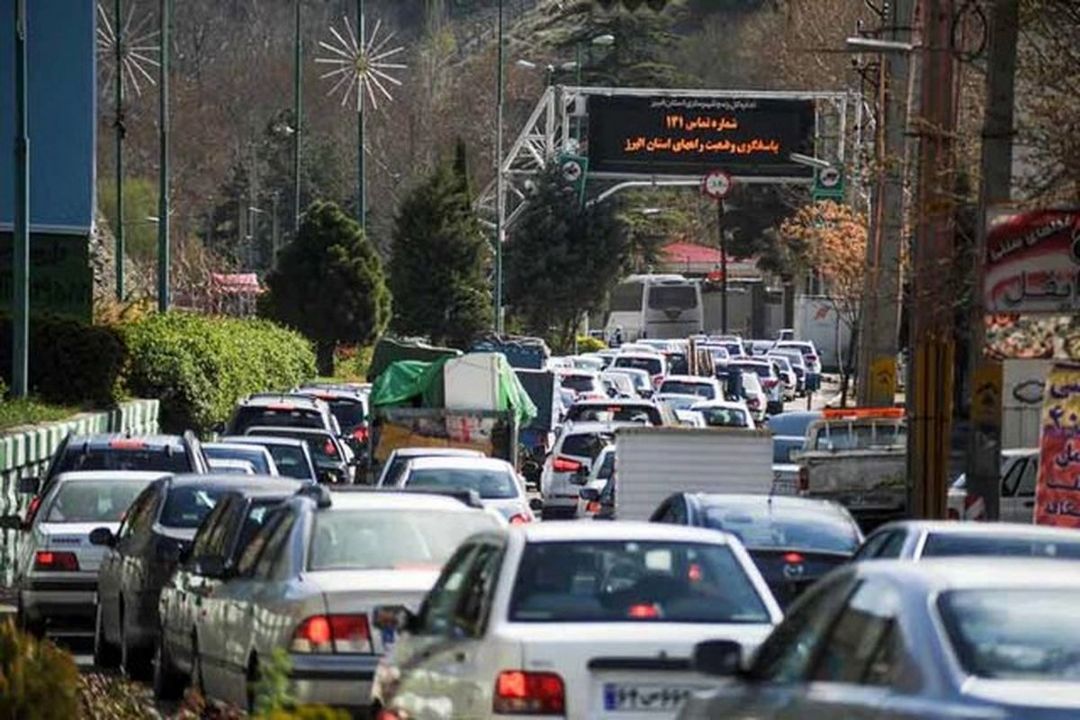 با توجه به ظرفیت محدود جاده چالوس از محورهای جایگزین استفاده نمایید