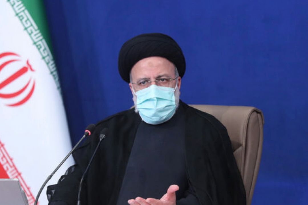 دستور رئیسی برای پیگیری بی‌ثباتی بازار/از بانك مركزی استقراض نشود