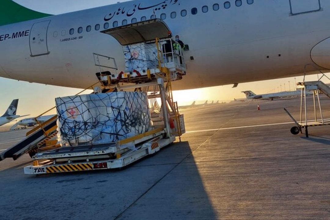وزارت بهداشت: تنها وارد كننده واكسن از چین، هلال احمر است