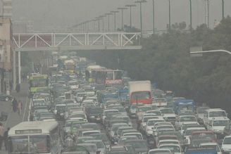 حل مشکل ترافیک و آلودگی هوا جزو اولویت‌های ملی کشور نبوده است