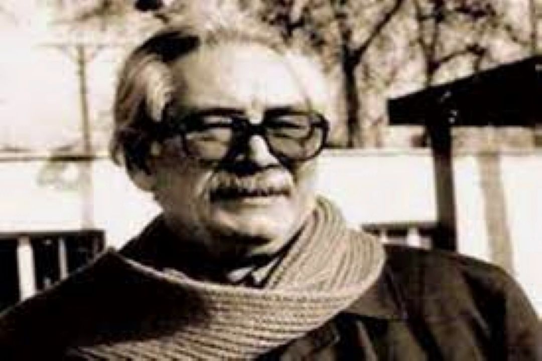 خسرو شاهانی