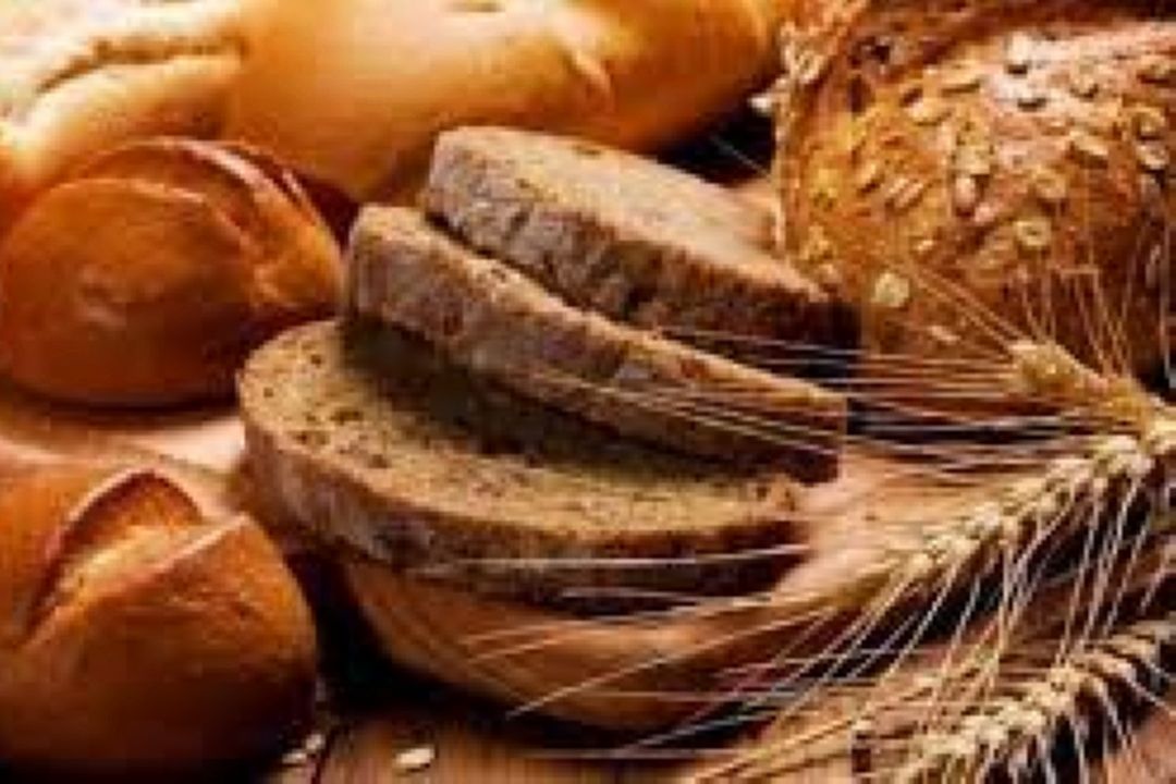 نان گندم سالم، سبوس دار و غیر تراریخته بهترین تغذیه است
