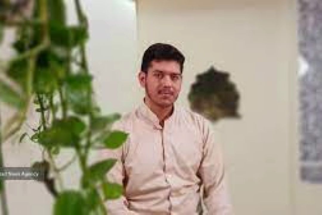 سینا طباخی حائز رتبه اول در رشته حفظ كل در مسابقات سراسری قرآن؛