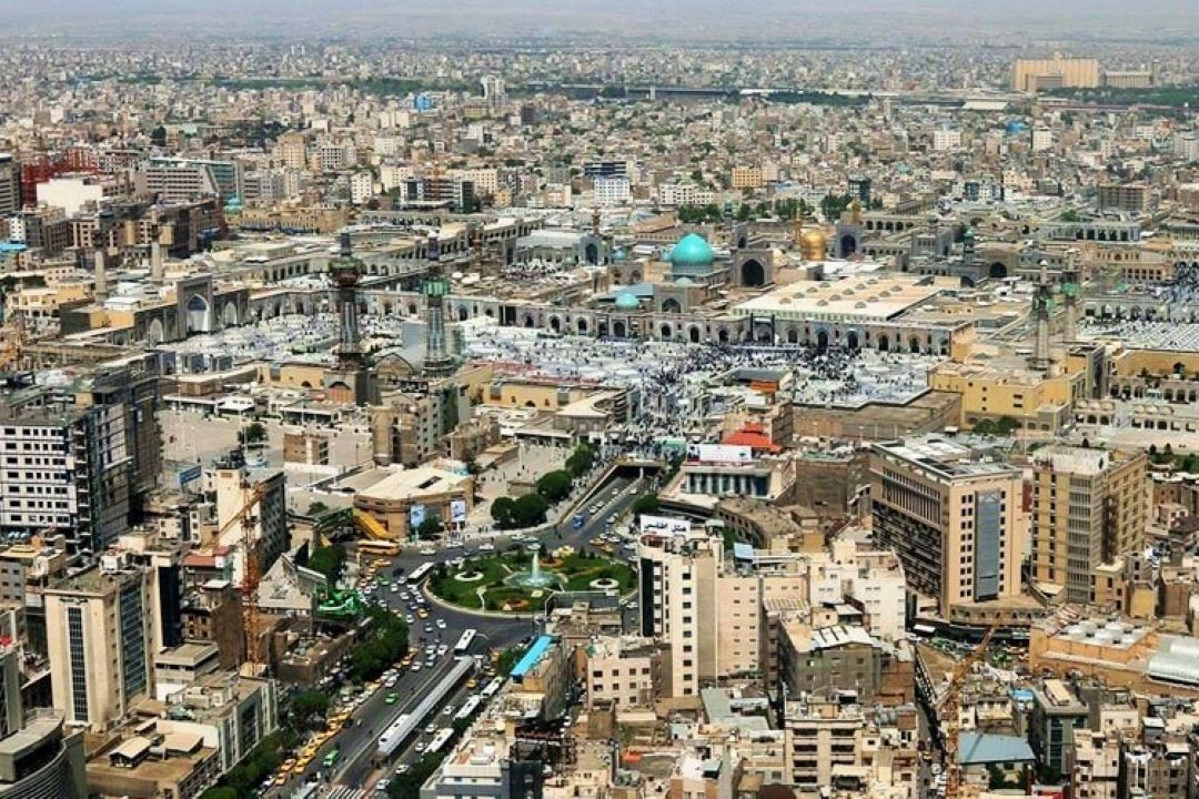 ارائه خدمات به زائران رضوی در نوروز 1401 با ارائه كارت واكسیناسیون 