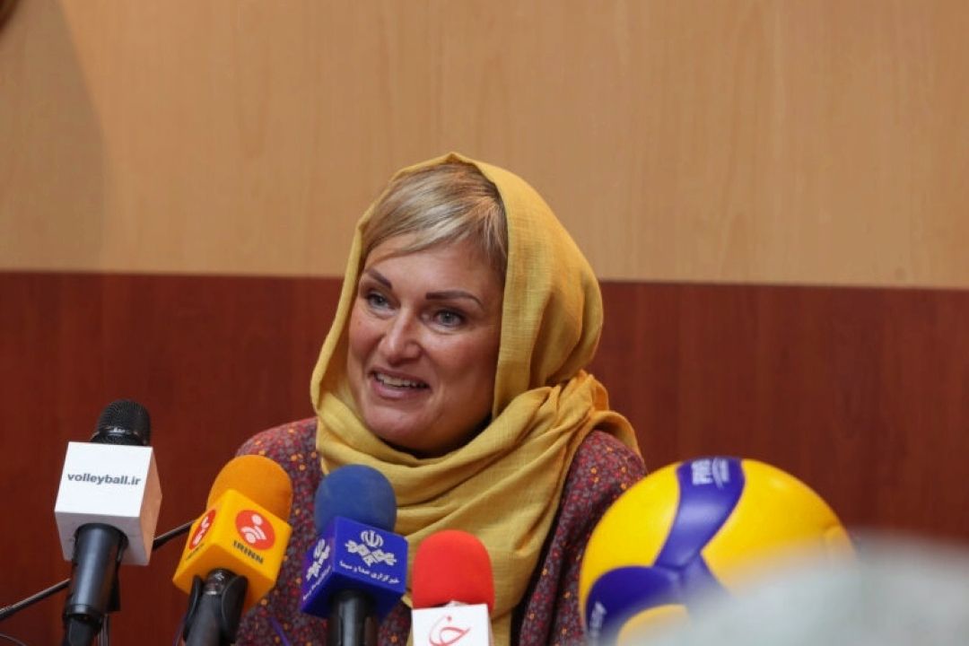 سرمربی ایتالیایی تیم والیبال بانوان سوژه امروز «ایراندخت» شد