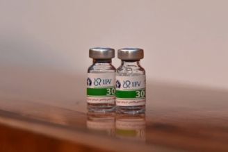 دوز سوم واکسن