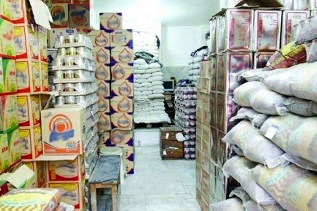 واردات بیش از 12 میلیون تن انواع كالاهای اساسی از گمركات خوزستان