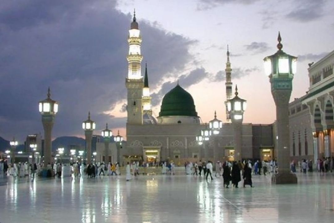 ممنوعیت زیارت حرم حضرت محمد (ص) برای بانوان