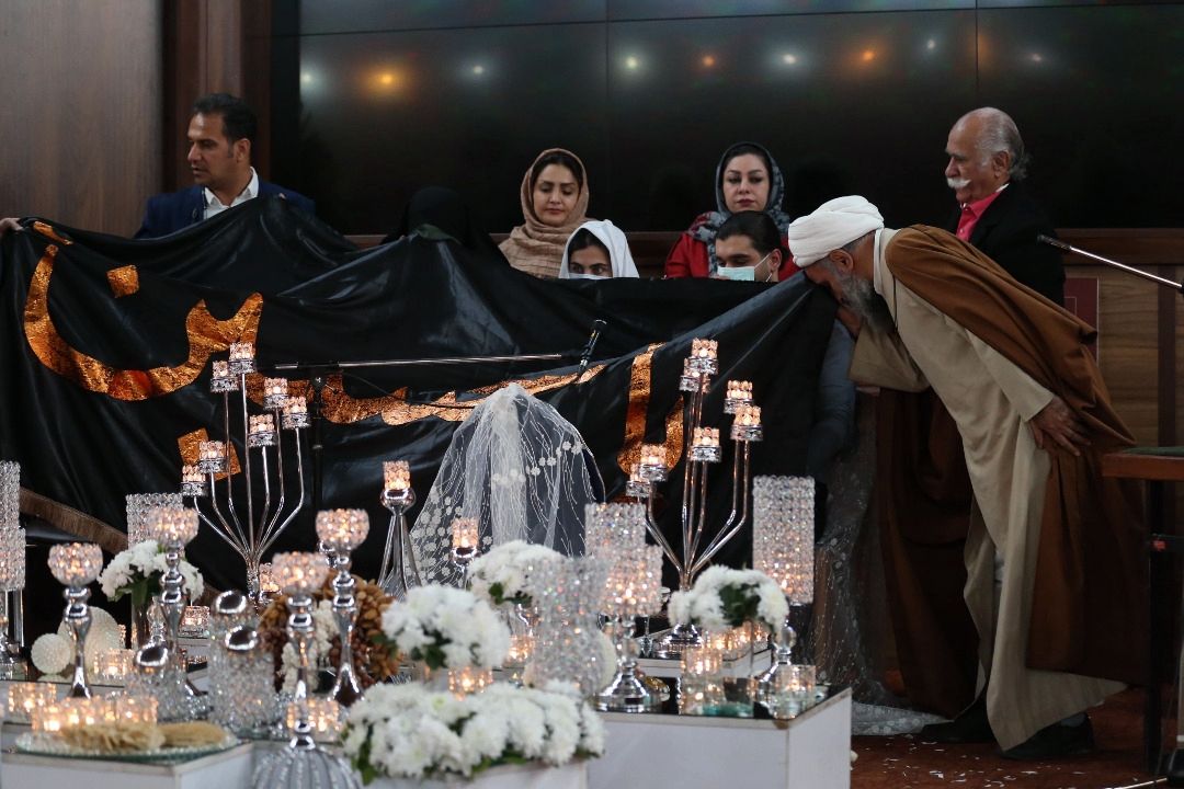 مراسم عقد در رادیو تهران 