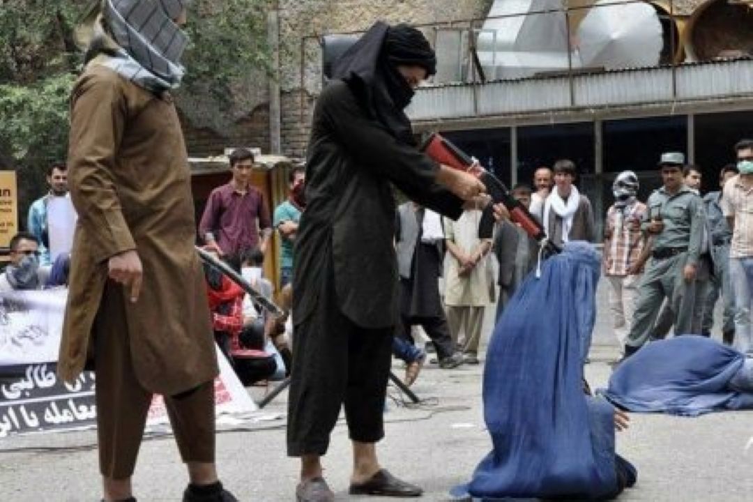حضور طالبان در افغانستان به حقوق زنان به شدت آسیب زده است