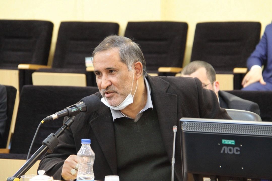 استاد مهدی محقق، یگانه زمان