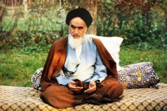 امام خمینی (ره) نماد آرمان بزرگ ایرانیان است
