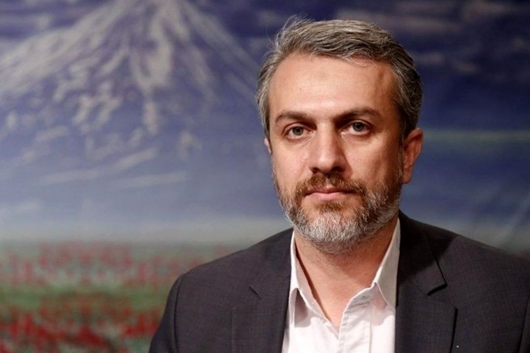 بازنگری كلی در قواعد و مقررات دست و پا گیر وزارتخانه انجام خواهیم داد