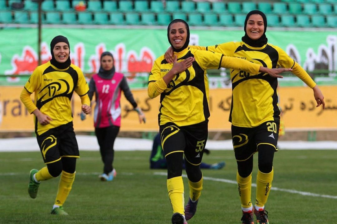 بررسی هفته نهم لیگ برتر فوتبال بانوان در برنامه «باشگاه بانوان» 