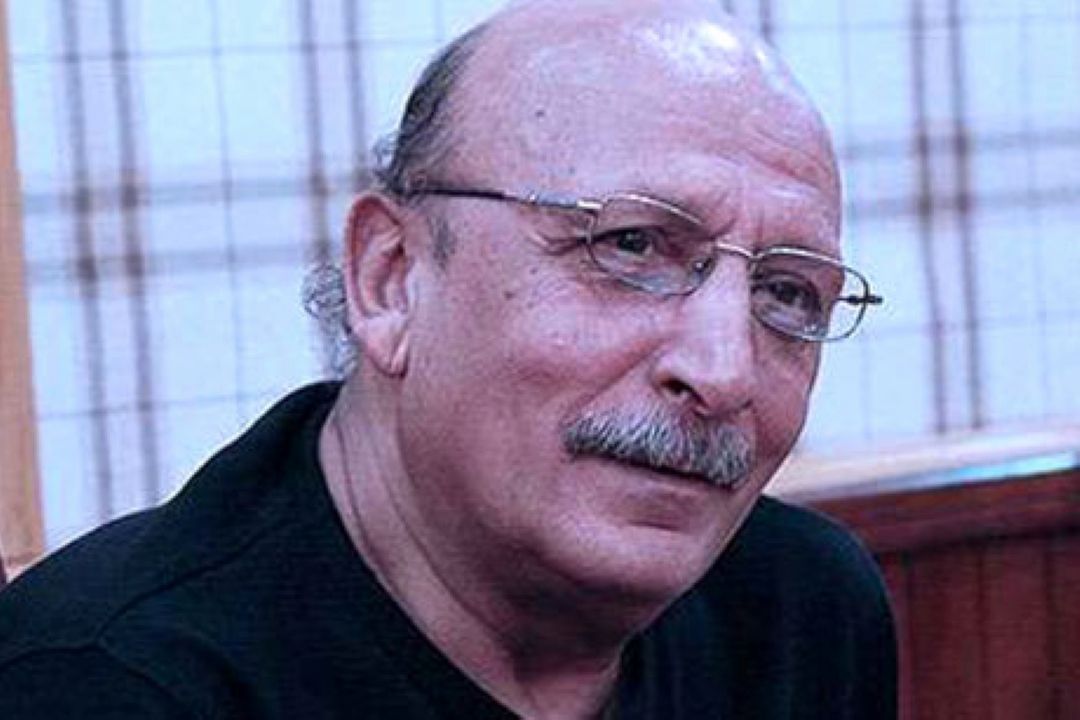 ما به خاطر مردم به رادیو می‌آییم.