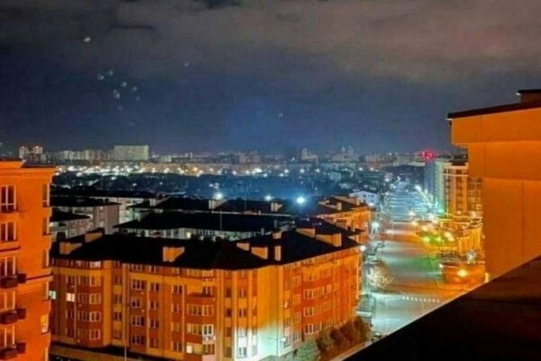 كی یف زیر حملات راكتی و موشكی روسیه/هدف قرار گرفتن مخزن بزرگ نفتی