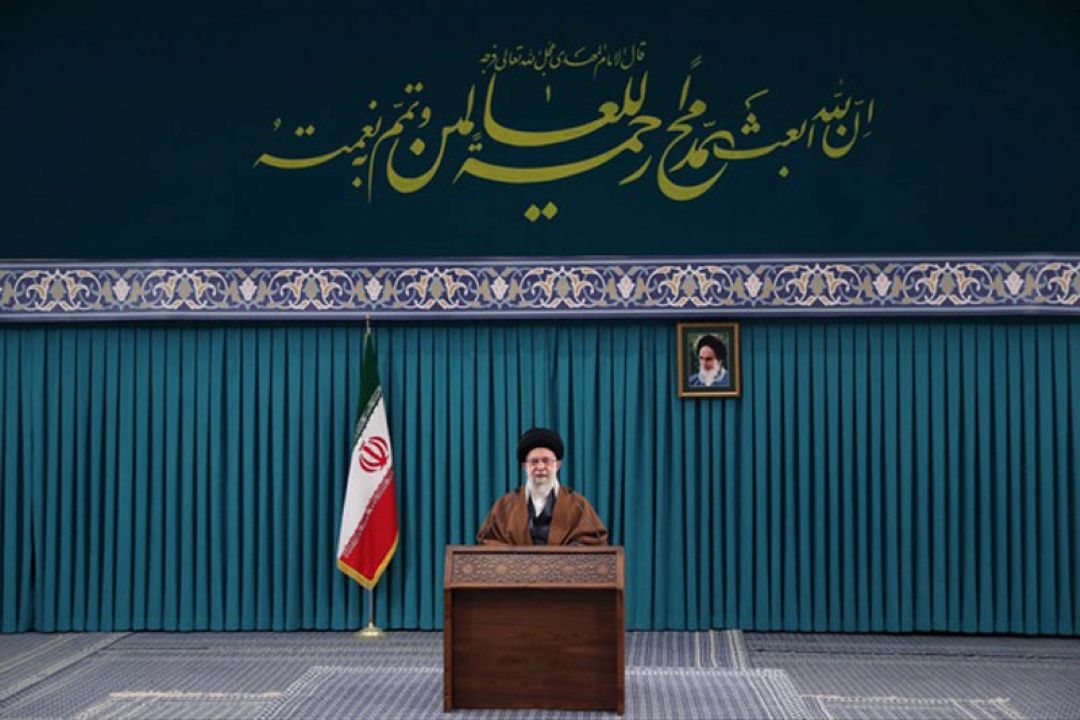 رهبر انقلاب: آمریكا رژیمی بحران‌زیست است كه اوكراین را هم قربانی كرده