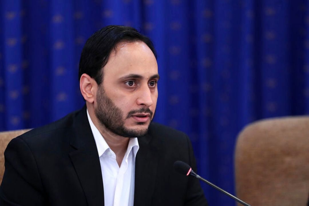«علی بهادری جهرمی» دبیر هیئت دولت شد