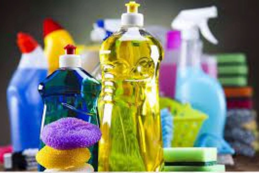 آسیب تركیب مواد شوینده در خانه تكانی